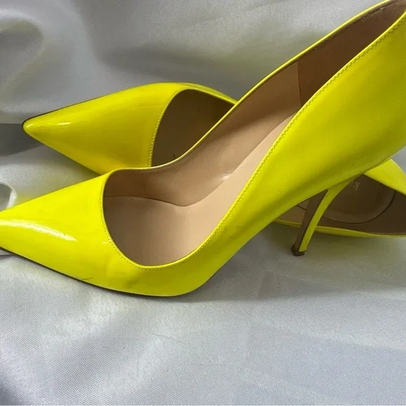 Kate Spade New York Women’s Yellow Heels Size 8 Shoes - Picture 3 of 9
